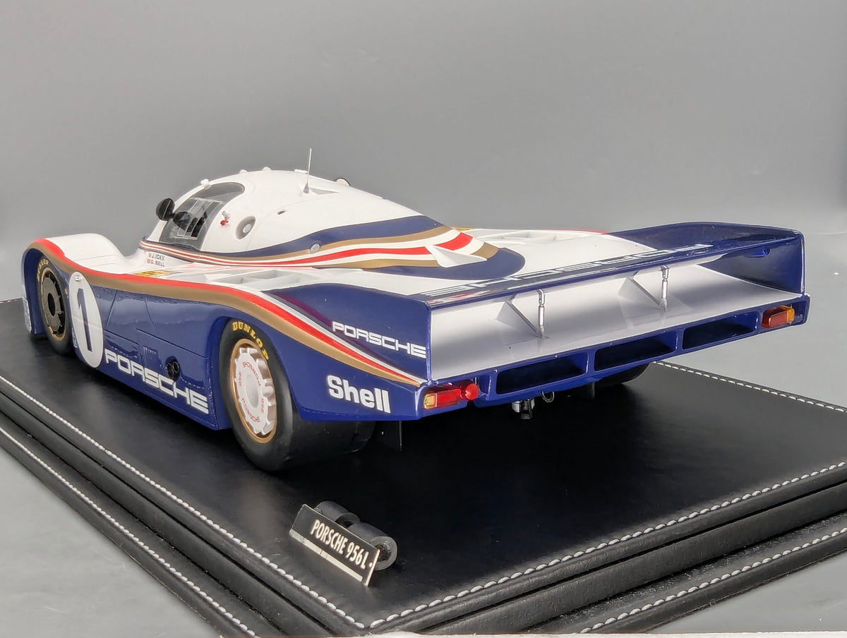 Modellautos 1:12 TSM Porsche 956L WINNER 24h Le Mans 1982 #1 Ickx + Bell Vitrine
