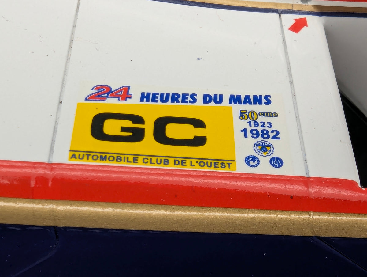 Modellautos 1:12 TSM Porsche 956L WINNER 24h Le Mans 1982 #1 Ickx + Bell Vitrine
