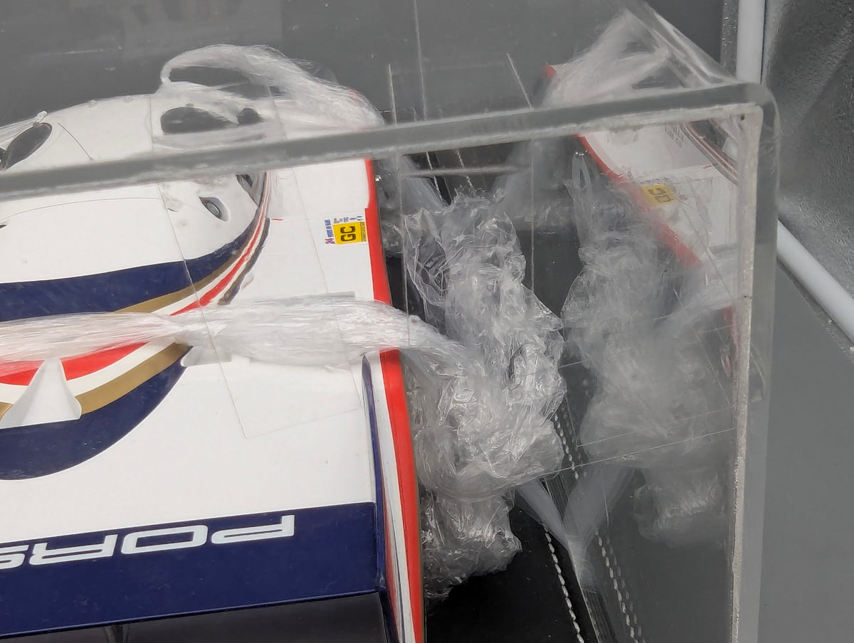 Modellautos 1:12 TSM Porsche 956L WINNER 24h Le Mans 1982 #1 Ickx + Bell Vitrine