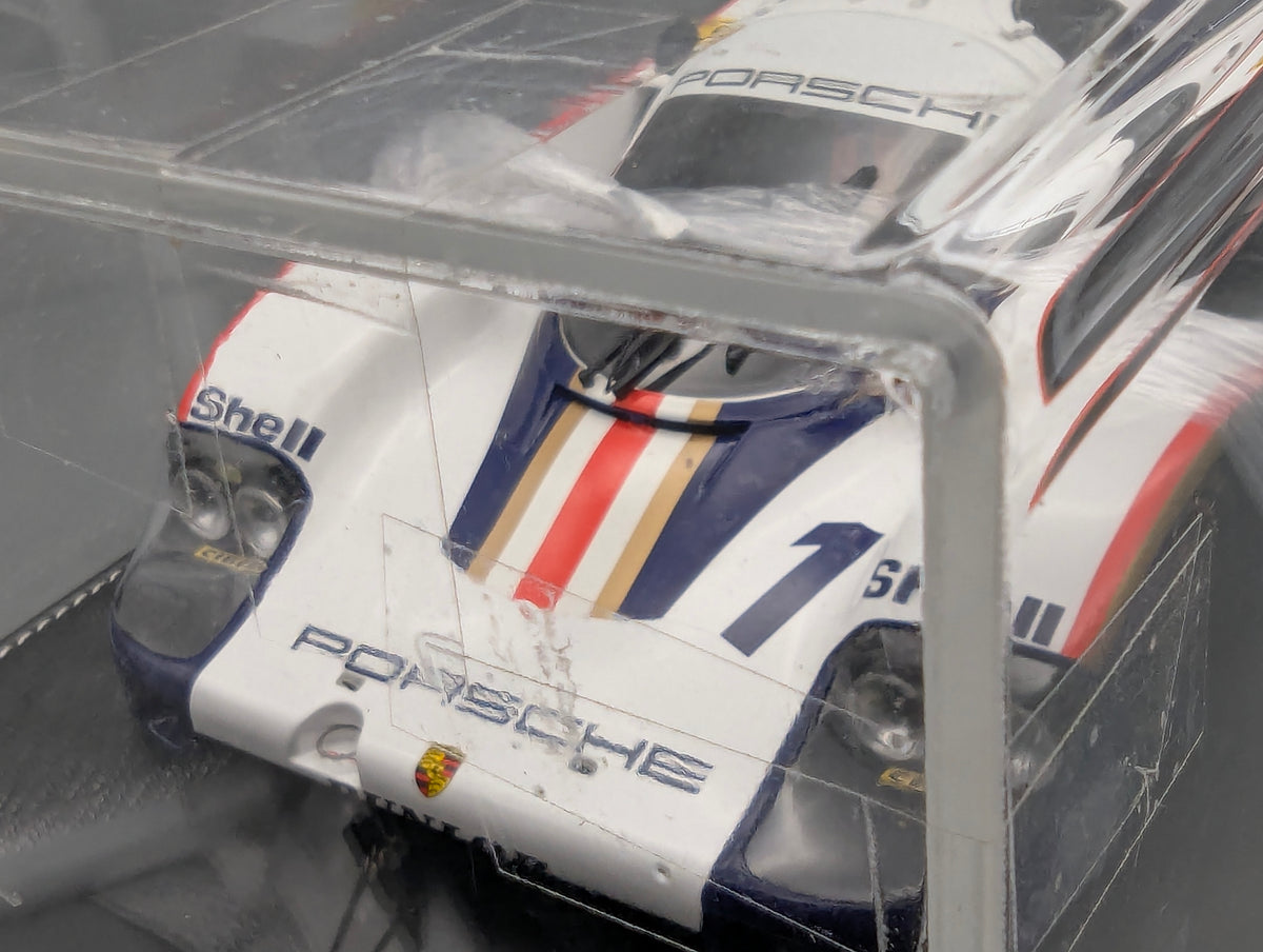 Modellautos 1:12 TSM Porsche 956L WINNER 24h Le Mans 1982 #1 Ickx + Bell Vitrine