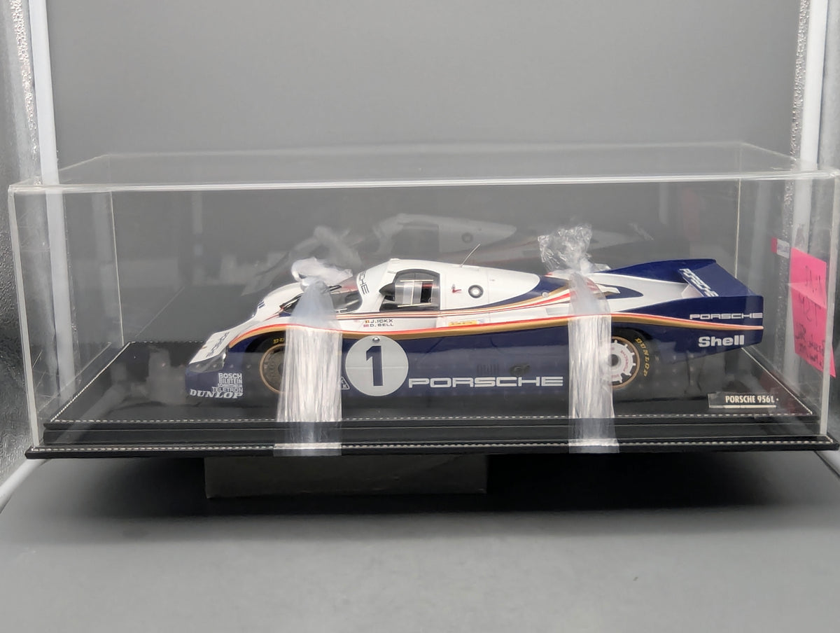 Modellautos 1:12 TSM Porsche 956L WINNER 24h Le Mans 1982 #1 Ickx + Bell Vitrine