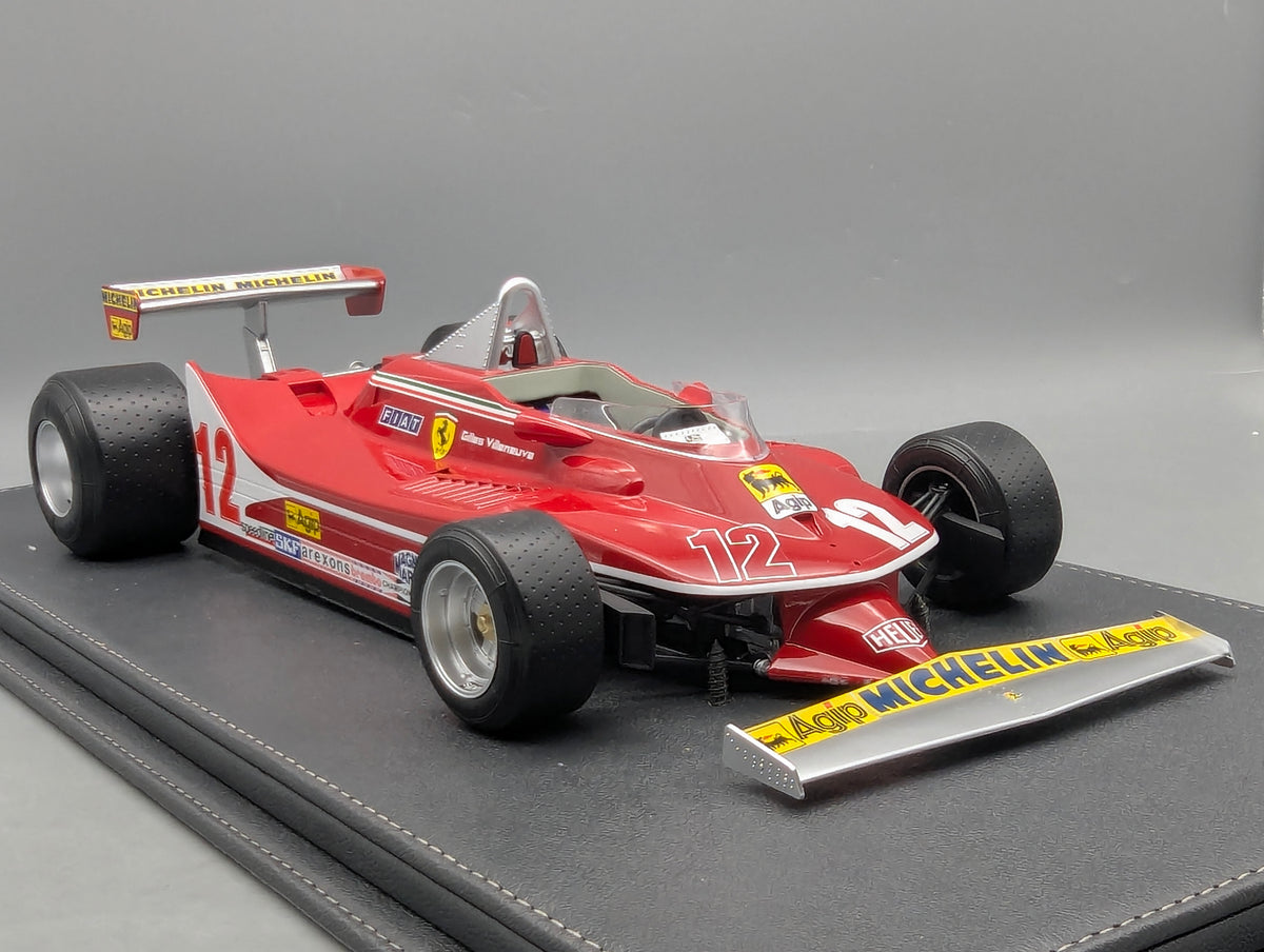 Modellautos 1:12 GP Replicas Ferrari 312 T4 2nd WC 1979 #12 G Villeneuve Vitrine