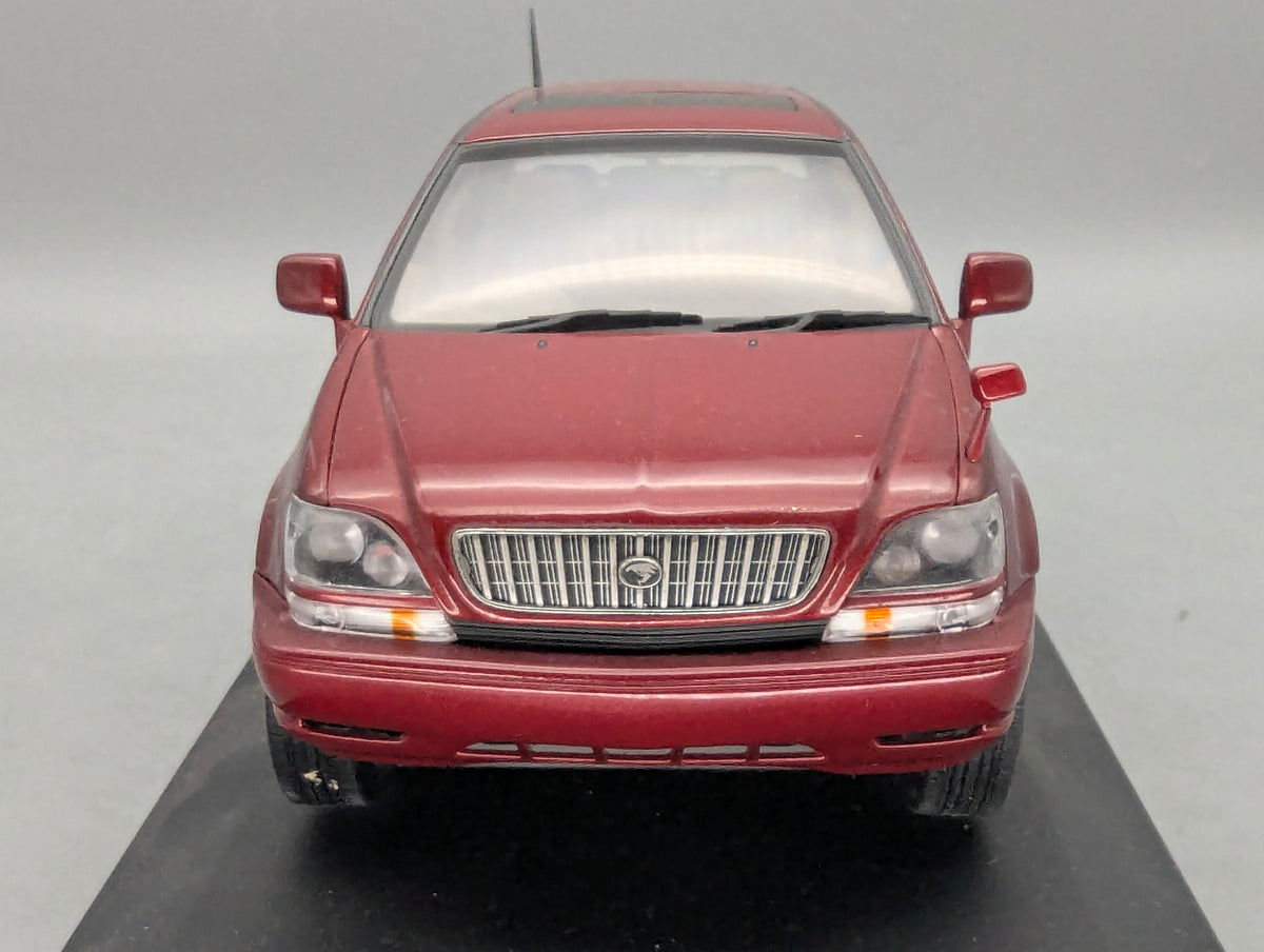 Modellautos 1:18 AUTOart 70035 Toyota Harrier Rot Metallic mit OVP