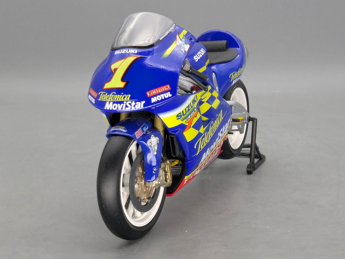 Motorrad Modell 1:12 Minichamps Suzuki RGV-Gamma GP2001 #1 Kenny Roberts mit OVP
