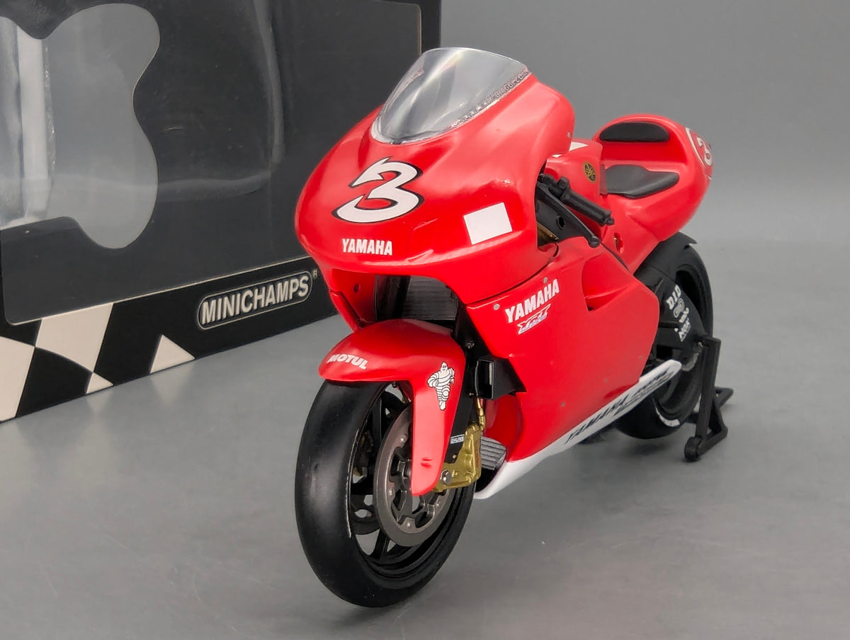 Motorrad Modell 1:12 Minichamps Yamaha YZR 500 Moto GP 2001 #3 Max Biaggi OVP