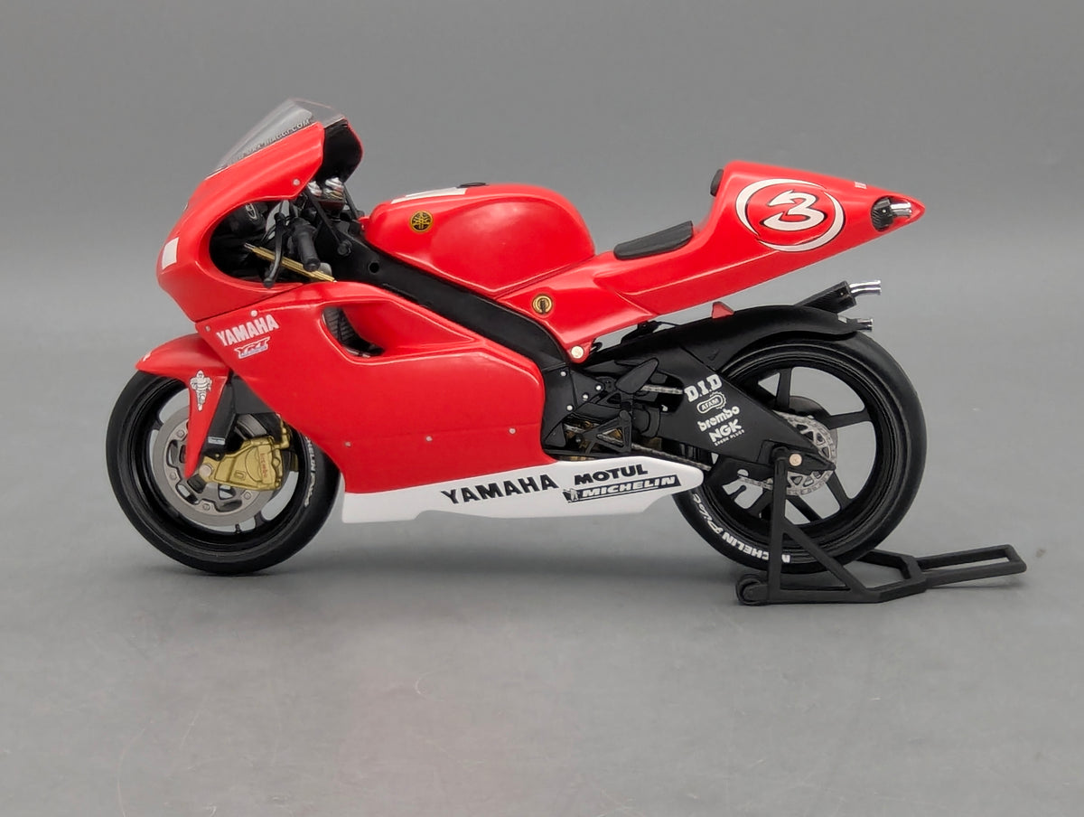 Motorrad Modell 1:12 Minichamps Yamaha YZR 500 Moto GP 2001 #3 Max Biaggi OVP