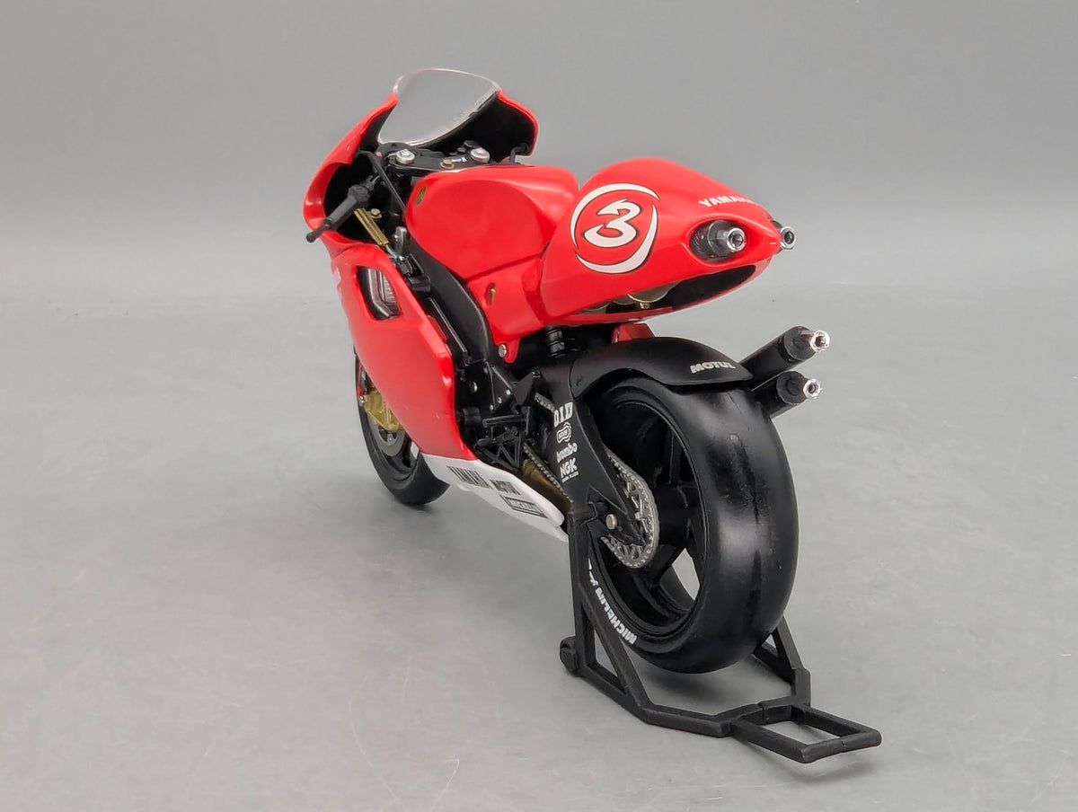 Motorrad Modell 1:12 Minichamps Yamaha YZR 500 Moto GP 2001 #3 Max Biaggi OVP
