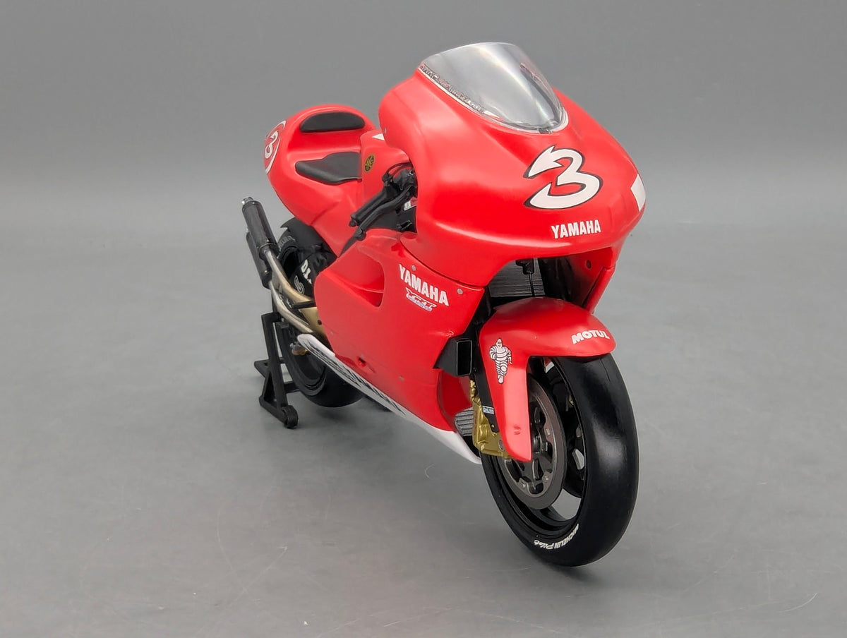 Motorrad Modell 1:12 Minichamps Yamaha YZR 500 Moto GP 2001 #3 Max Biaggi OVP