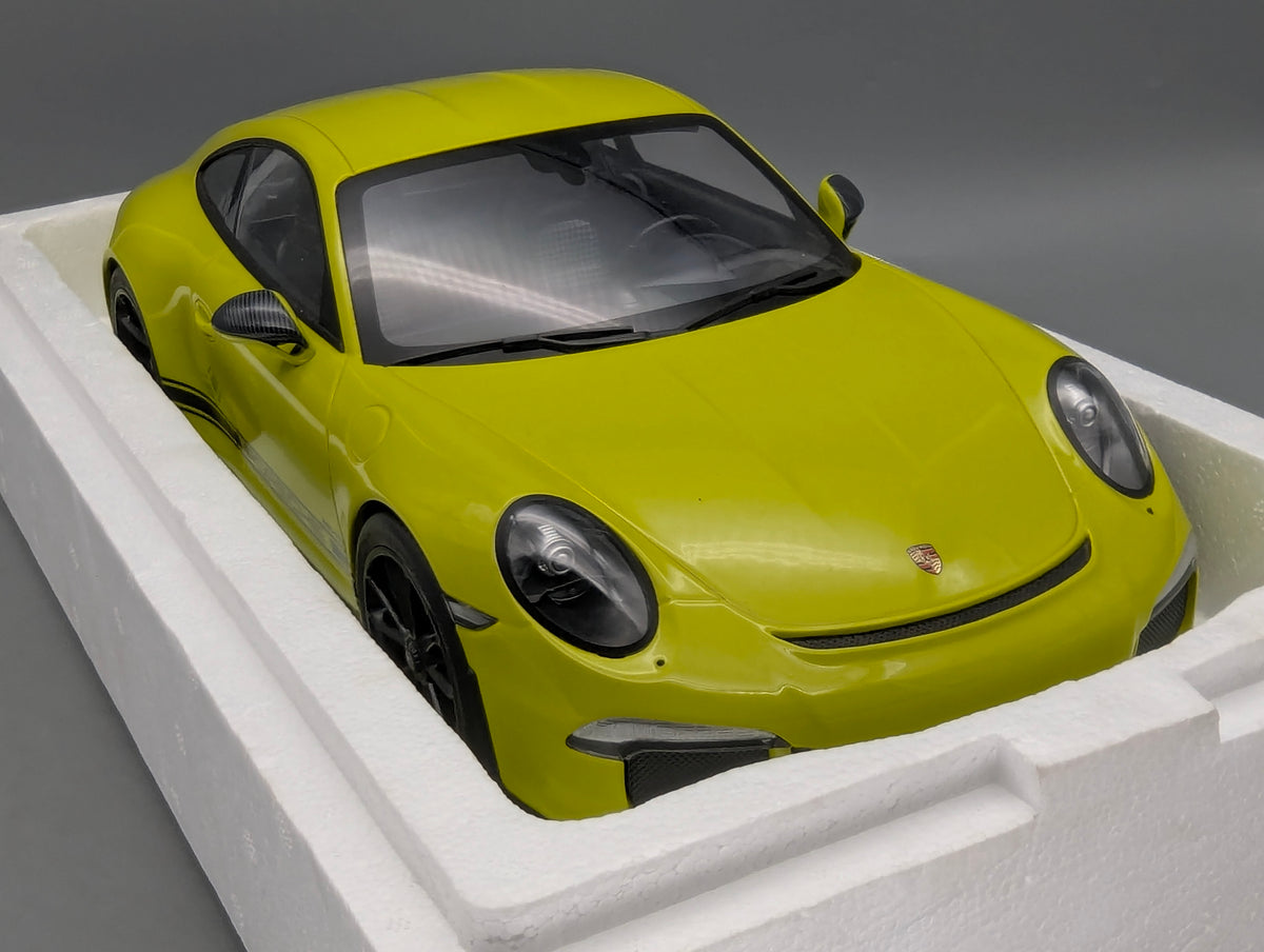Modellautos 1:12 Minichamps Porsche 911 R Ring Police 2016 Lichtgrün mit OVP