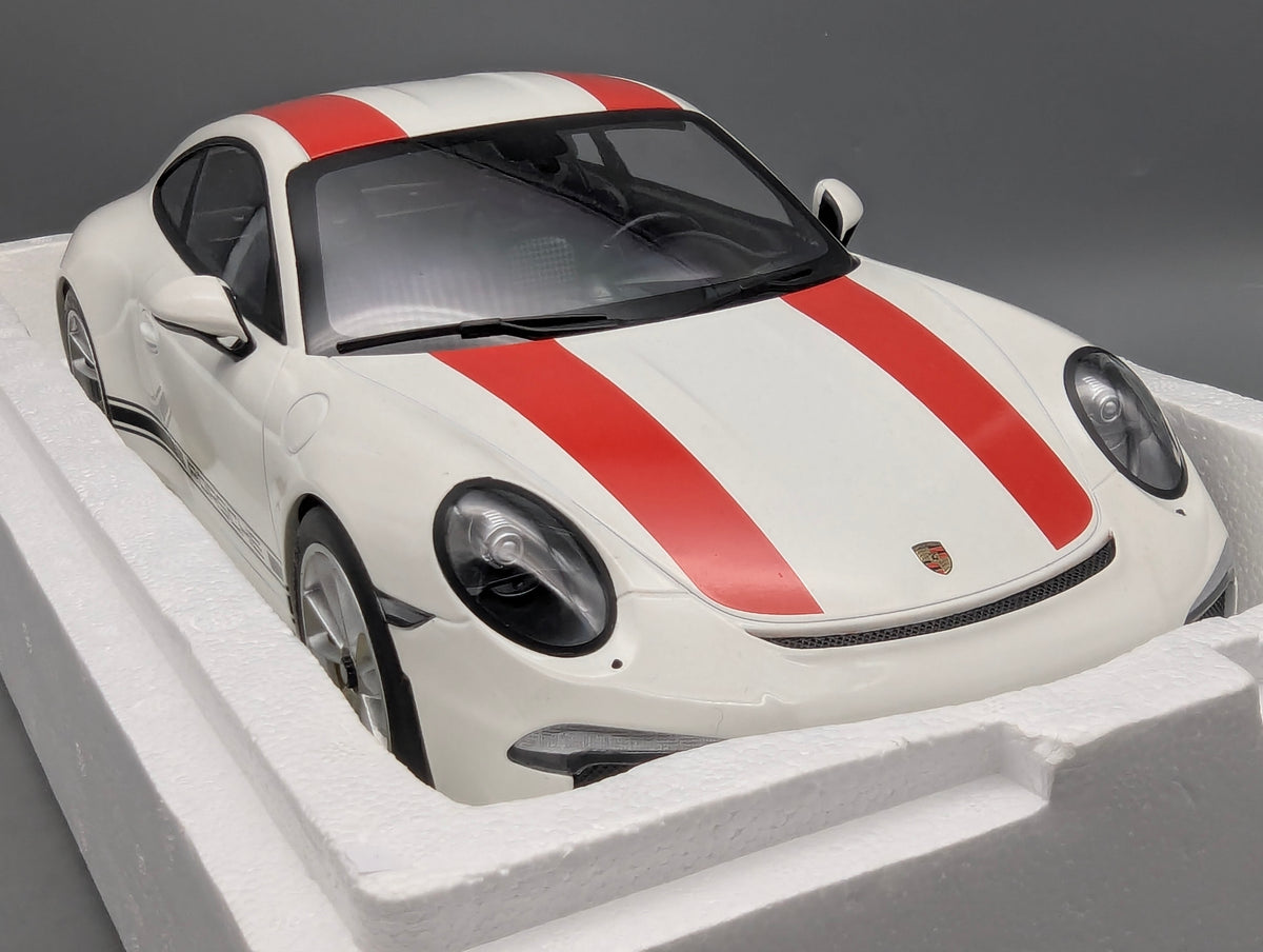 Modellautos 1:12 Minichamps Porsche 911 R 2016 Weiß mit OVP