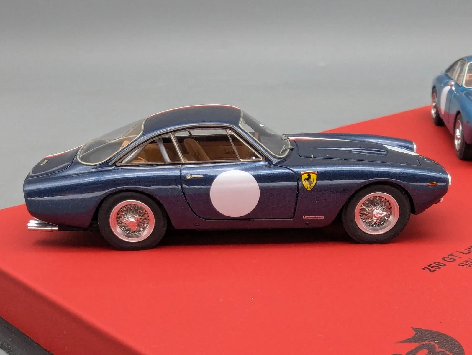 Modellautos 1:43 BBR  Ferrari 250 GT The Racing Lusso LHD RHD Set 2-tlg. 1/3 OVP