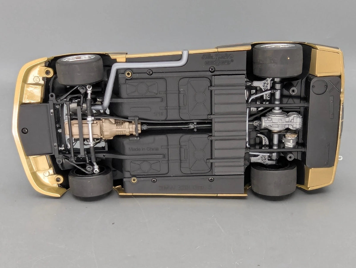 Modellautos 1:18 Minichamps BMW 320i Warsteiner DRM 1977 #4 J. Obermoser Vitrine