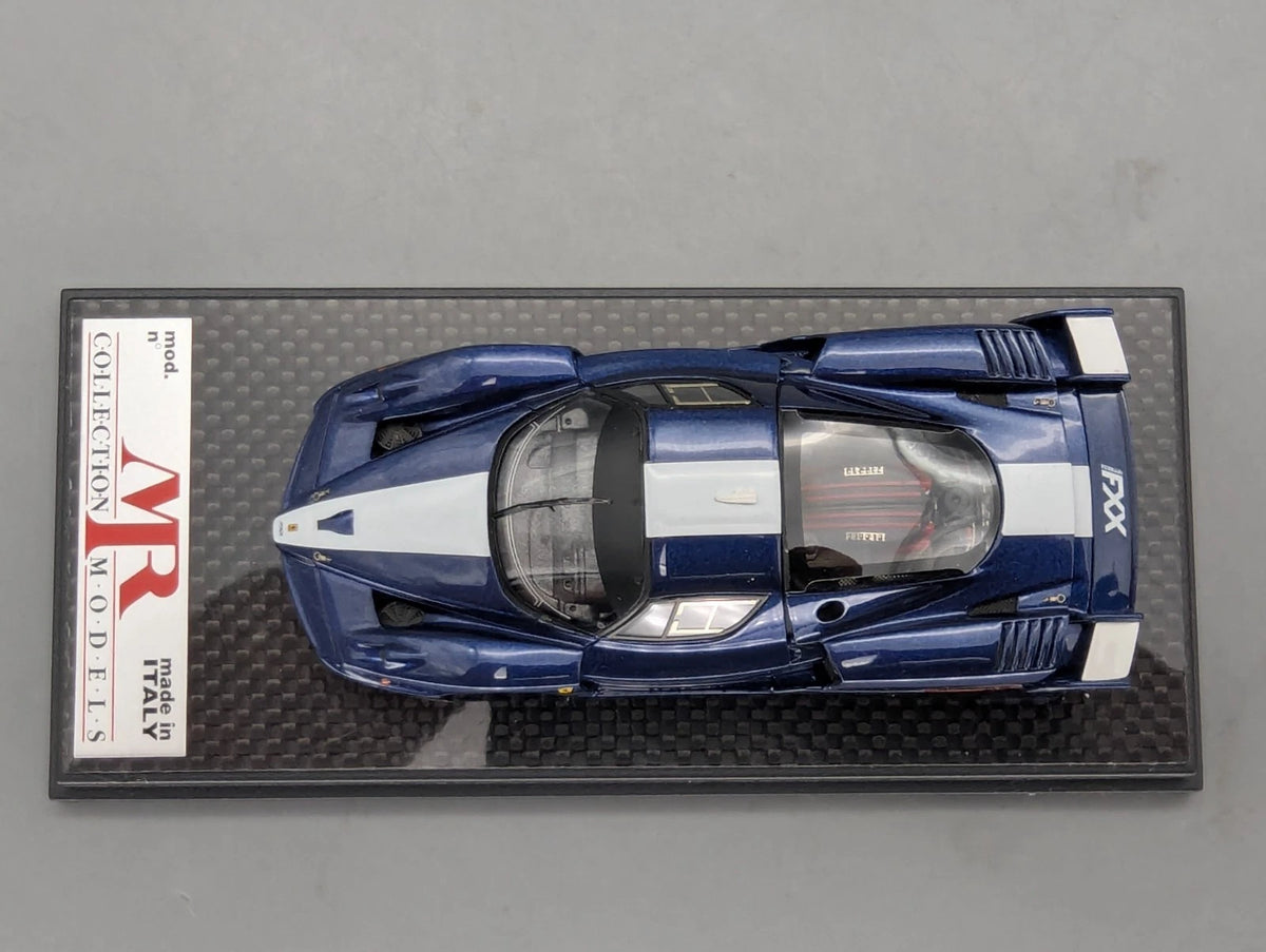 Modellautos 1:43 MR Ferrari FXX mit Open Engine Funktion Bosica Motor mit OVP