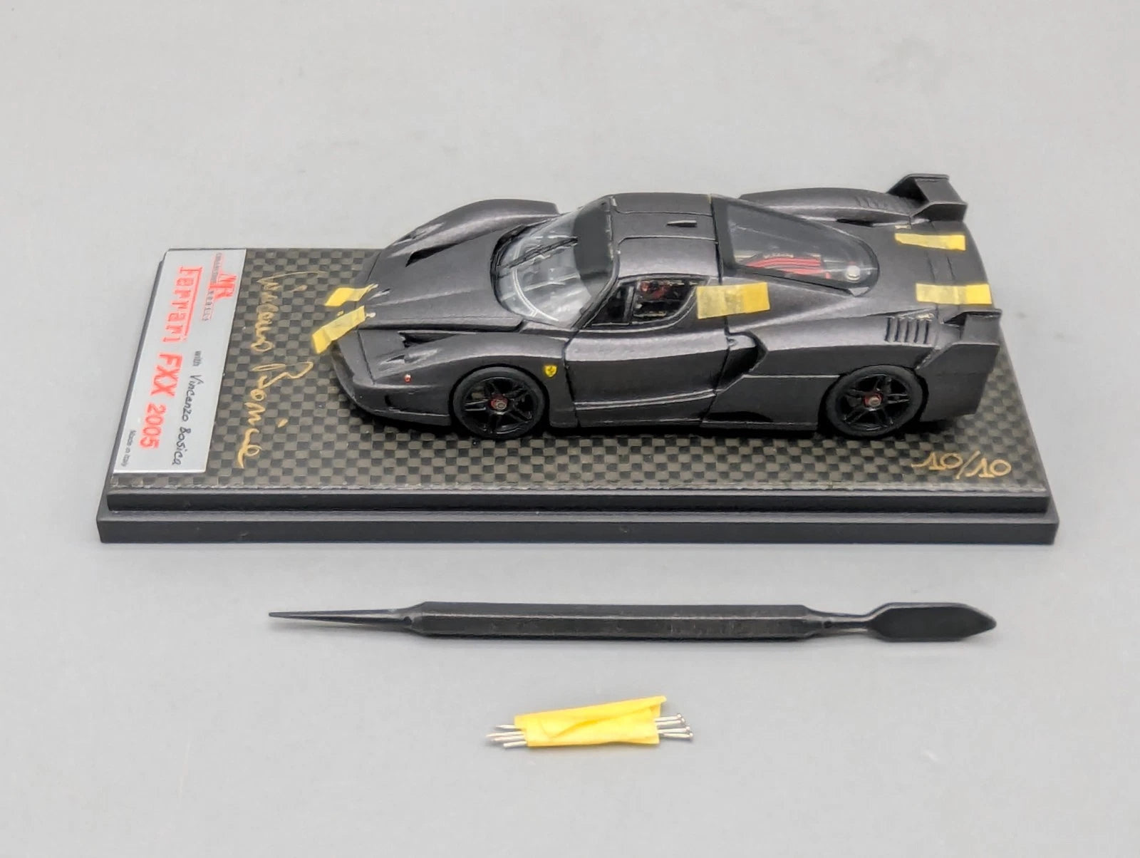 MR for CAVALLINO Models 1:43 Ferrari FXX 2005 mit Open Door Funktion 10/10 OVP