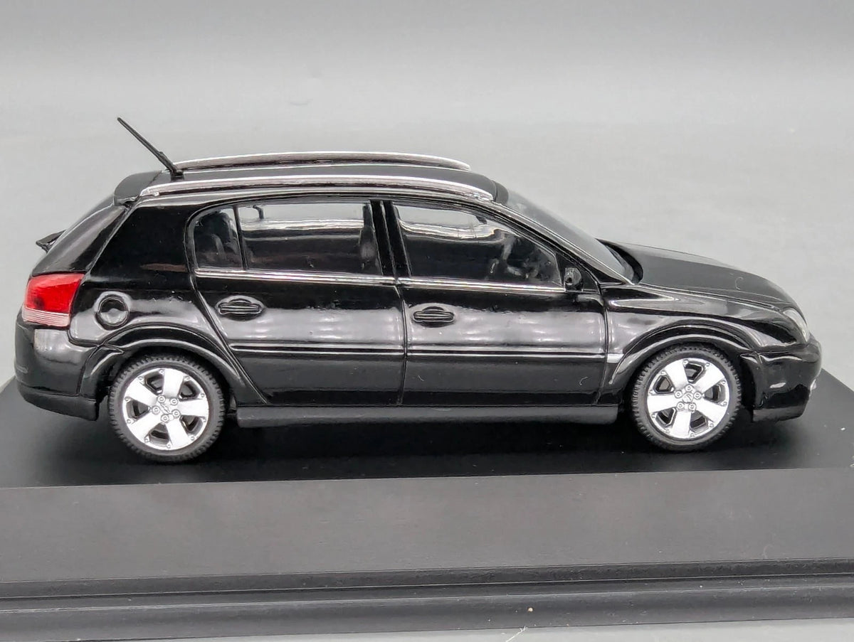 Modellautos 1:43 Schuco Opel Signum Schwarz mit Dealer OVP
