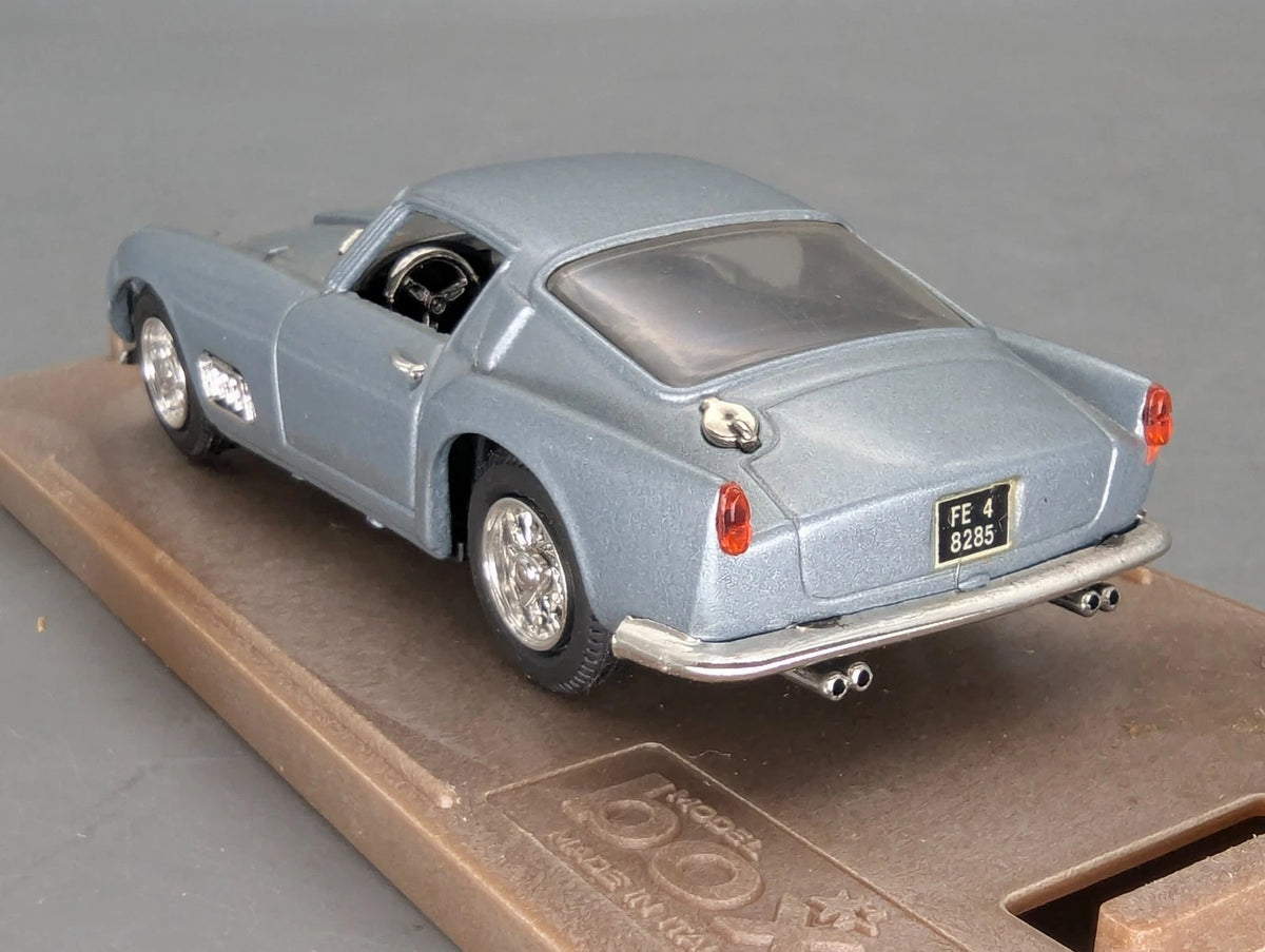 Modellautos 1:43 Box Model 8425 Ferrari 250 TdF Stradale Silberblau mit OVP