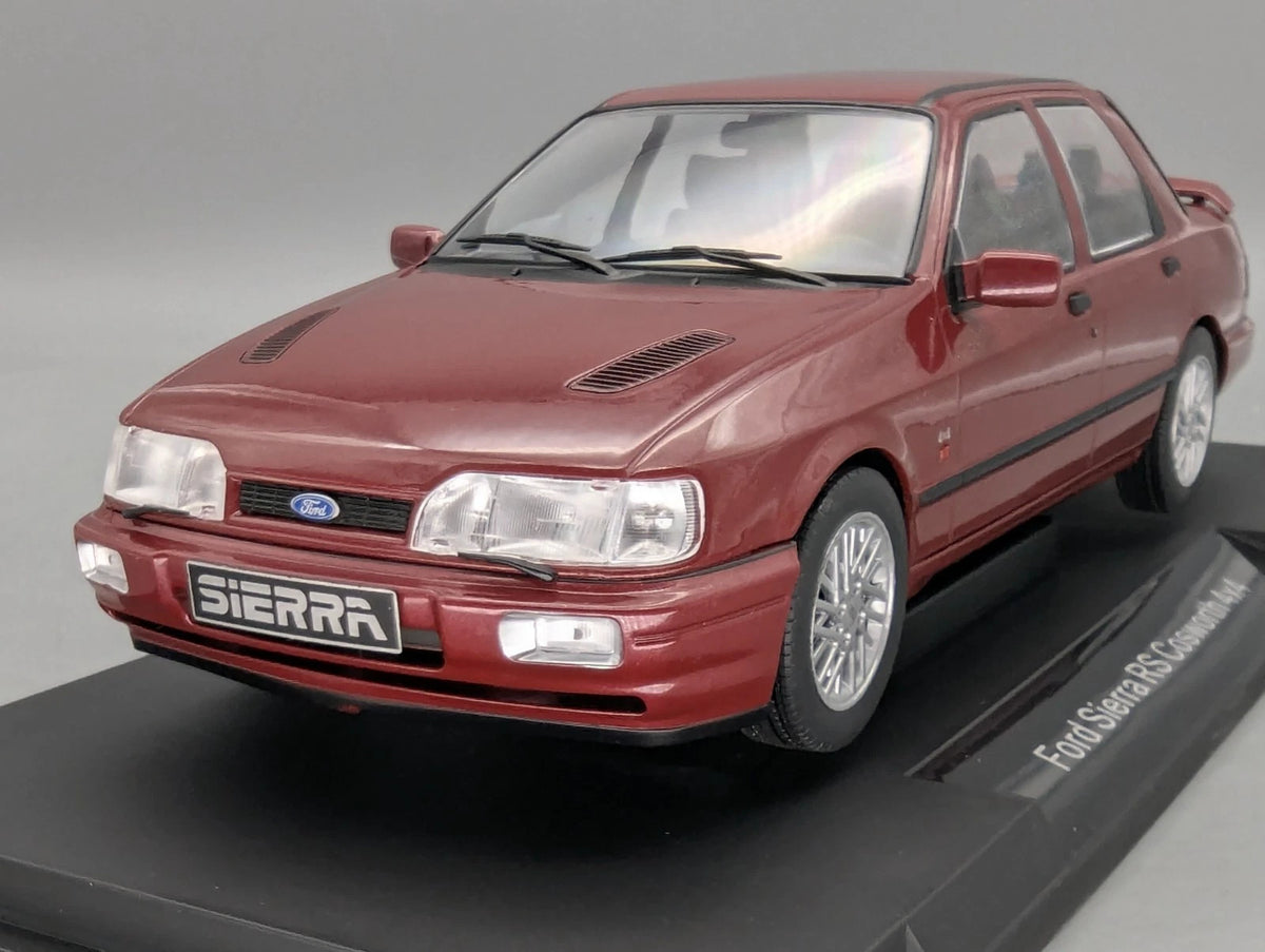 Modellautos 1:18 MCG Modelcar Group 18354 Ford Sierra RS Cosworth 4x4 mit OVP