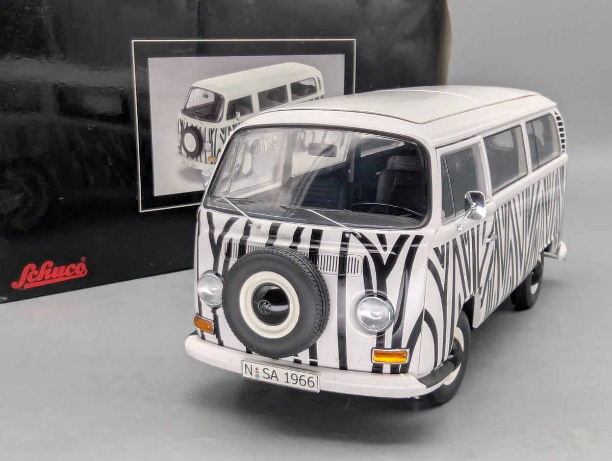 Modellautos 1:18 Schuco Volkswagen VW T2a Bus Safari mit OVP
