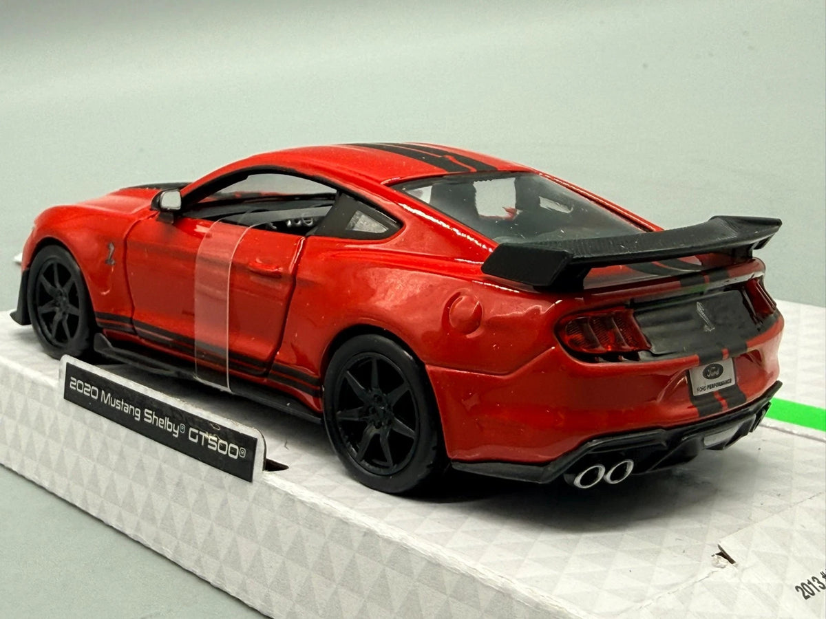 Modellautos 1:32 Bburago 2020 Ford Mustang Shelby GT500 OVP