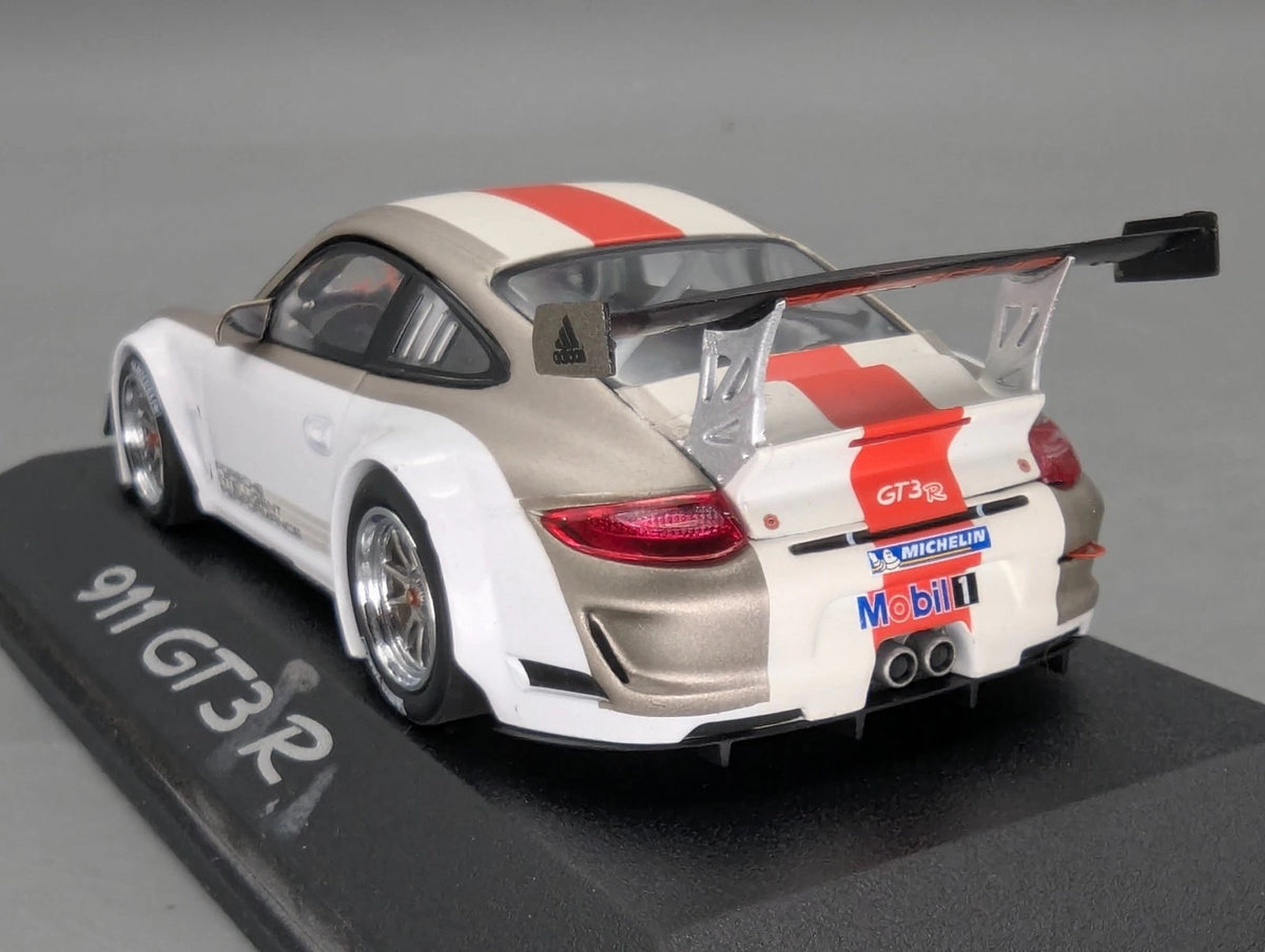 Modellautos 1:43 Minichamps Porsche 911 GT3 R mit WAD Dealer OVP