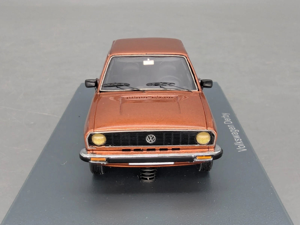 Modellautos 1:43 Neo Scale Models Volkswagen VW Derby GLS Kupfer Met. mit OVP