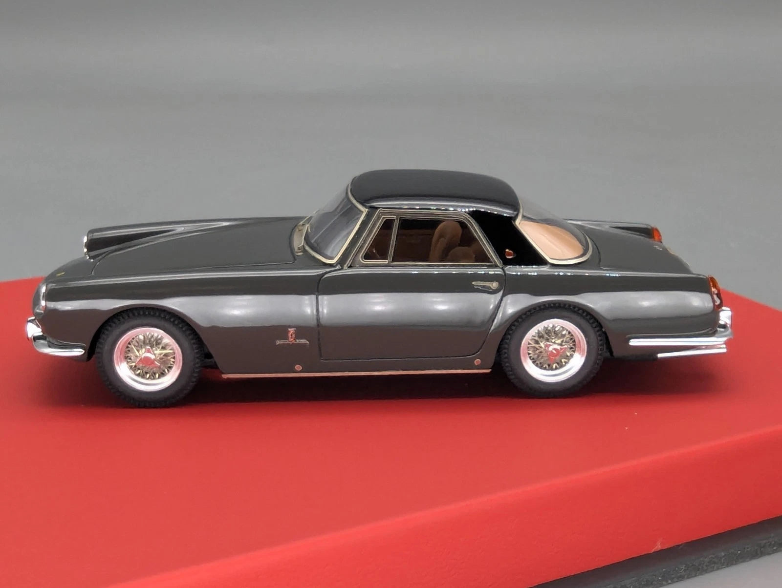 Modellautos 1:43 BBR Ferrari 250 GT Pininfarina Coupe Ltd 08/10 OVP