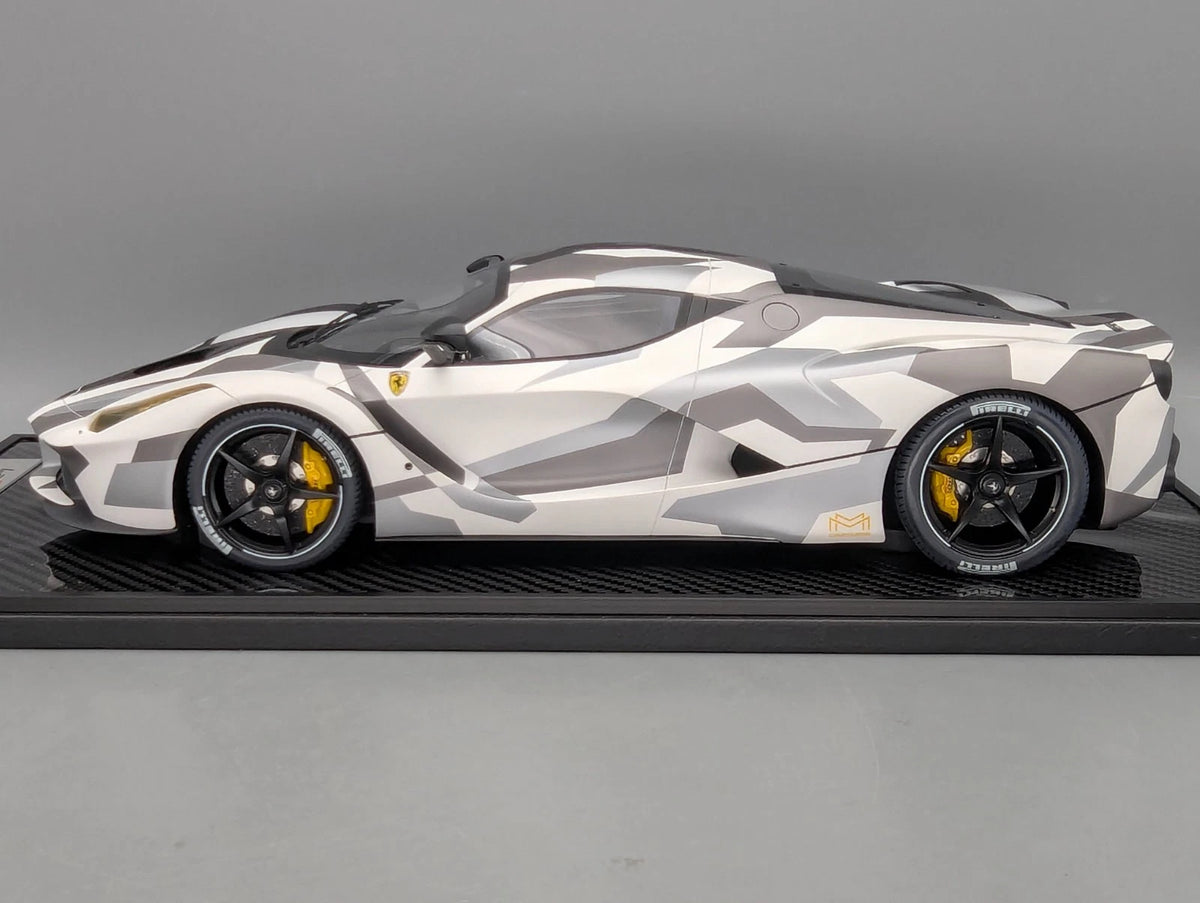 Modellautos 1:12 BBR Ferrari LaFerrari 2013 Matt Camouflage Lt 29/60 Vitrine OVP