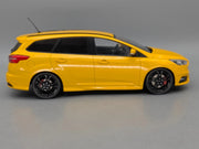 Modellautos 1:18 MCG Modelcar Group 18464 Ford Focus ST Estate Gelb mit Vitrine