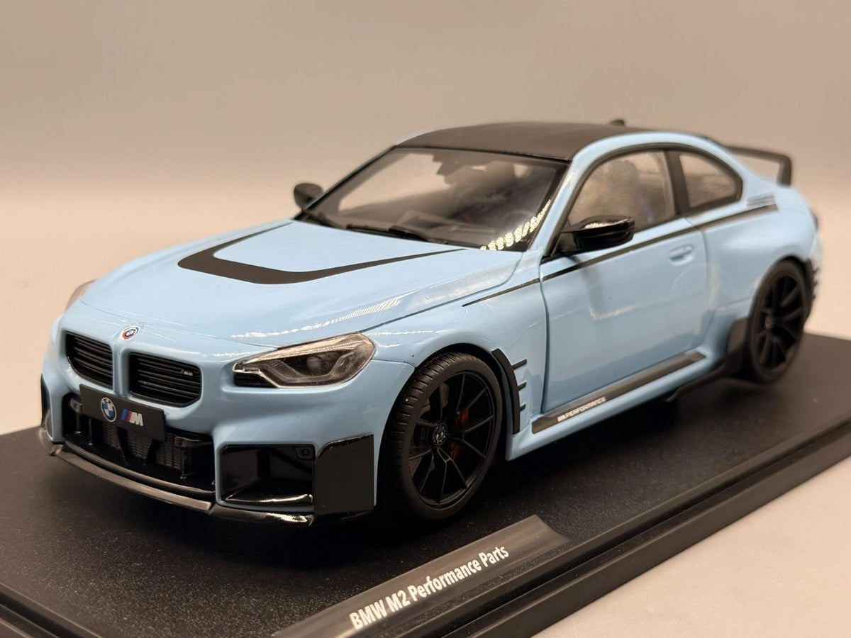 Modellautos 1:18 Solido BMW M2 Performance Parts mit OVP
