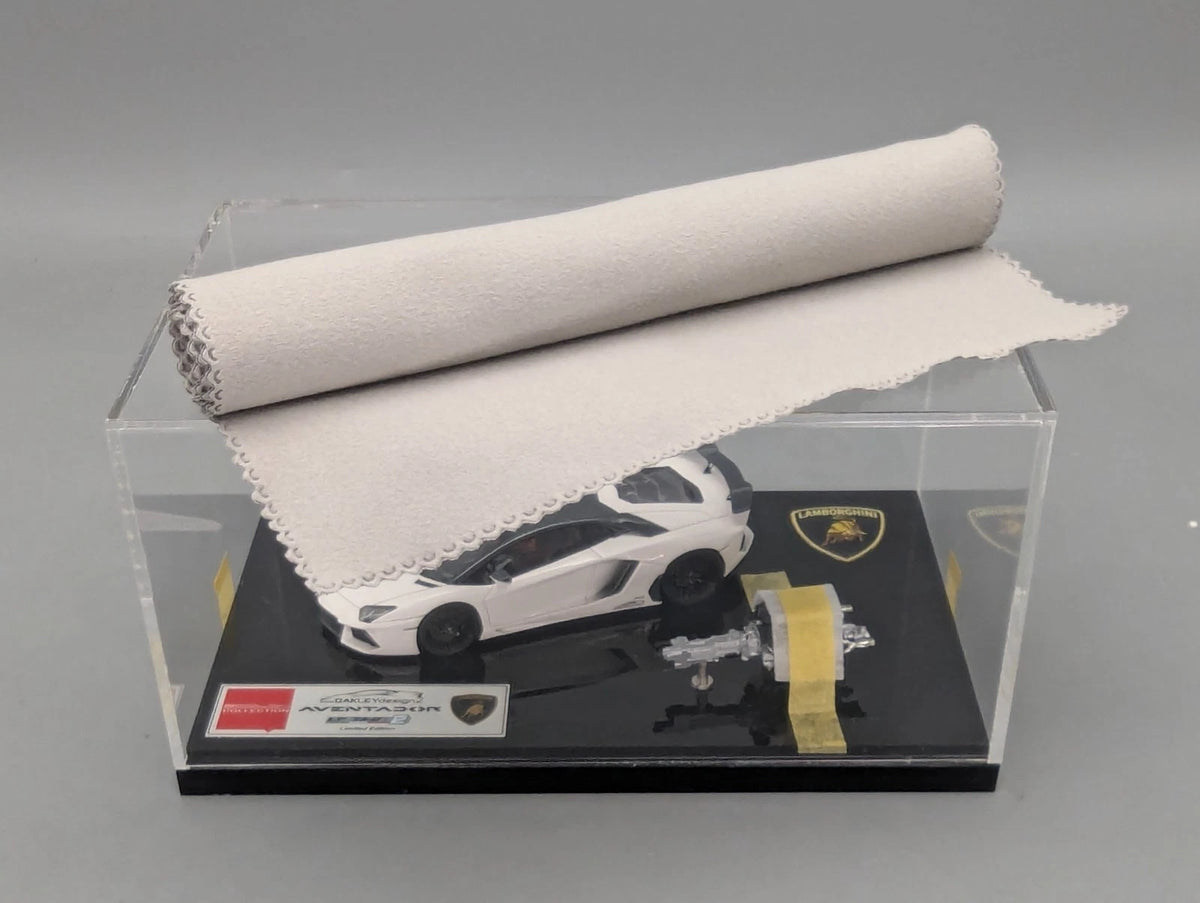 Eidolon Make Up 1:43 Lamborghini Aventador LP760-2 Engine Set Oakley Weiß OVP