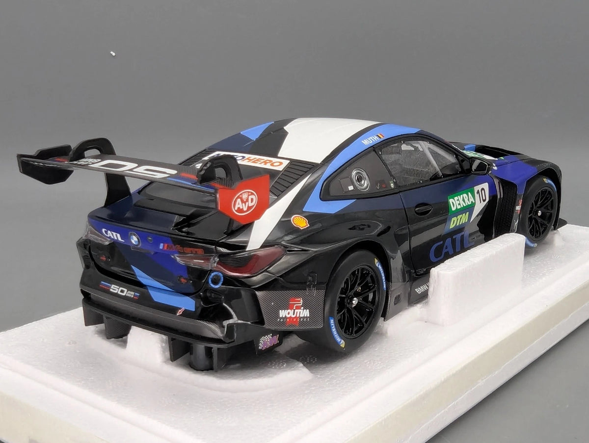 Modellautos 1:18 Minichamps BMW M4 GT3 DTM 2022 Team Walkenhorst #10 E. Muth OVP