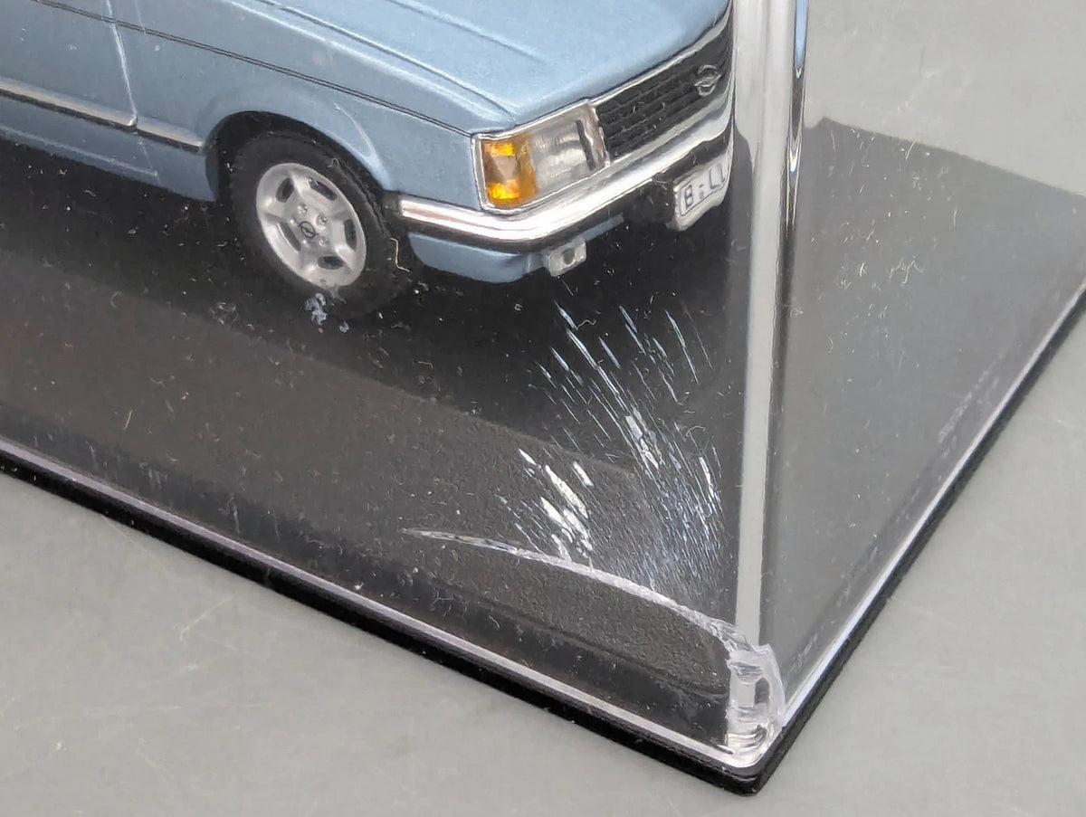 Modellautos 1:43 Minichamps Opel Monza 1980 Blau Metallic mit OVP