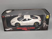 Modellautos 1:18 Hot Wheels Elite Ferrari 458 Italia Fernando Alonso mit OVP