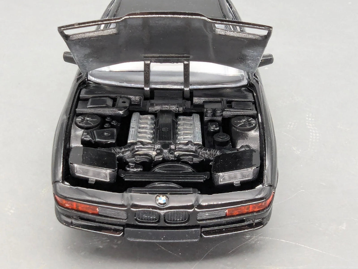 Modellautos 1:24 Schabak BMW 850i Schwarz mit OVP