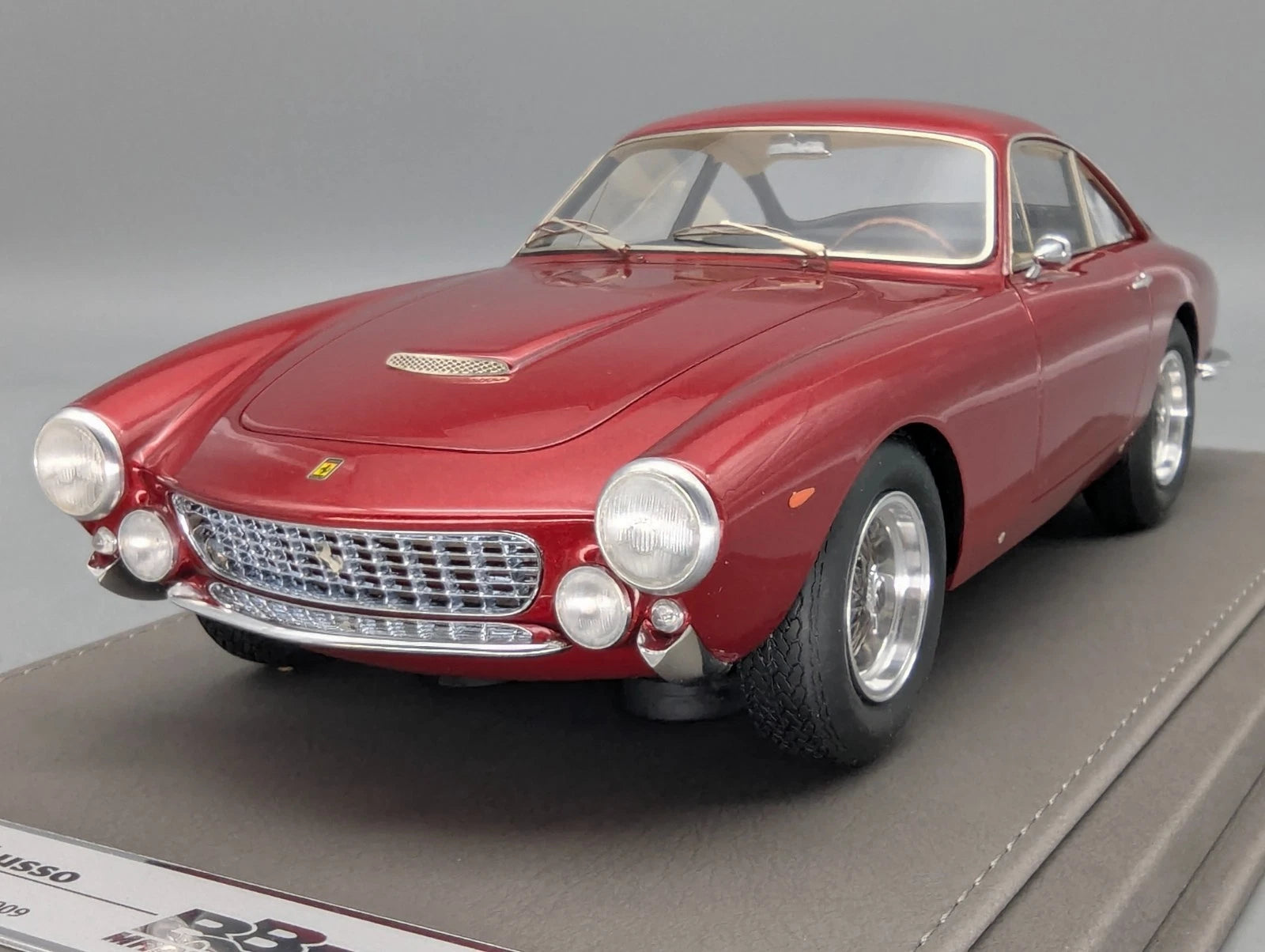 Modellautos 1:18 BBR Ferrari 250 GT Lusso S/N 4405 GT Auction 2009 Ltd 01/18 OVP