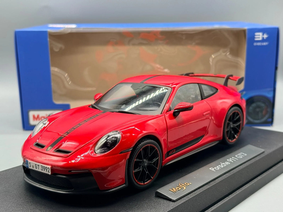 Modellautos 1:18 Maisto Porsche 911 GT3 Rot mit OVP