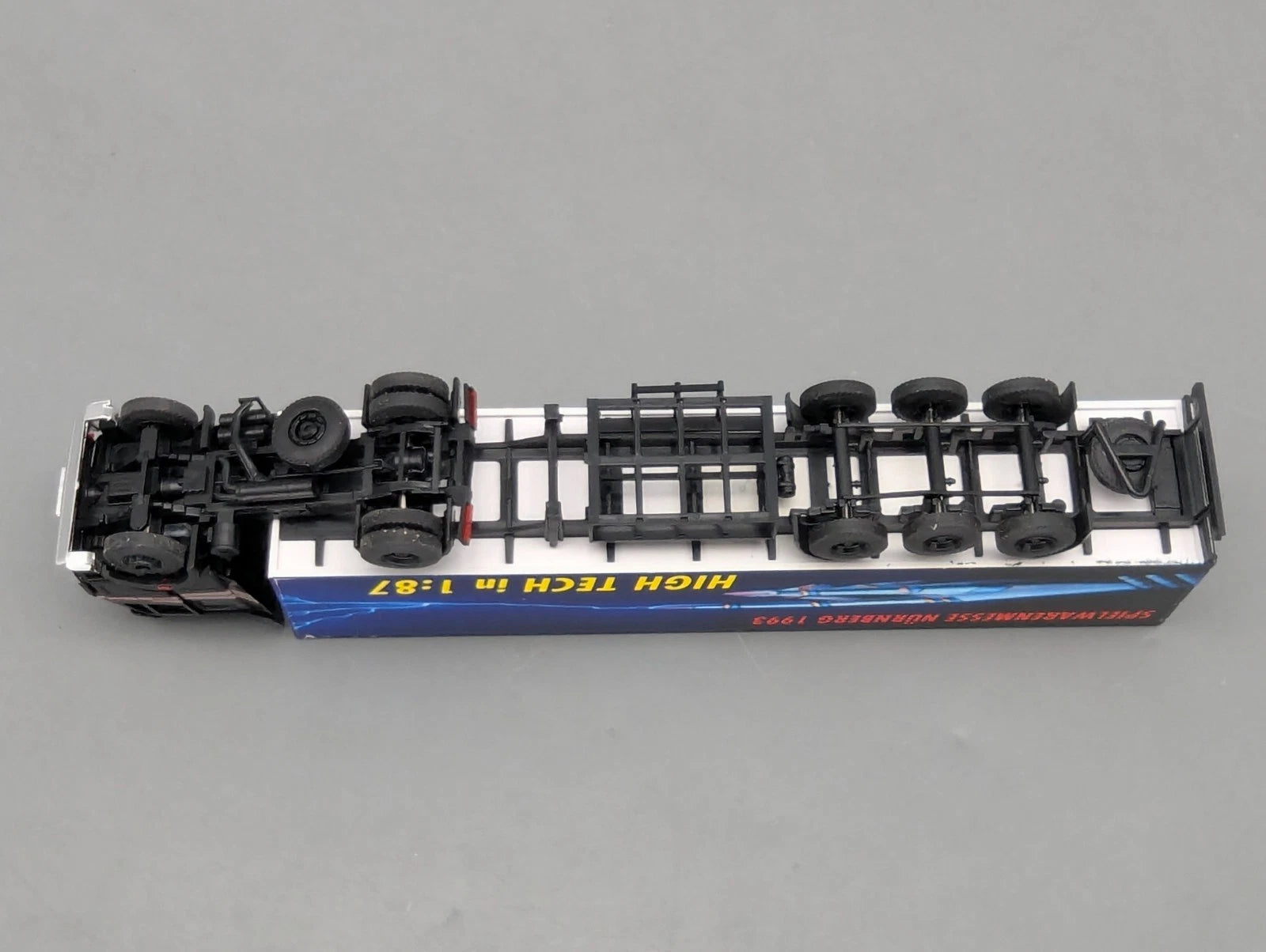 Lkw Modell 1:87 B&S Mercedes-Benz 1850 mit Kofferauflieger Nürnberg 1993 mit OVP