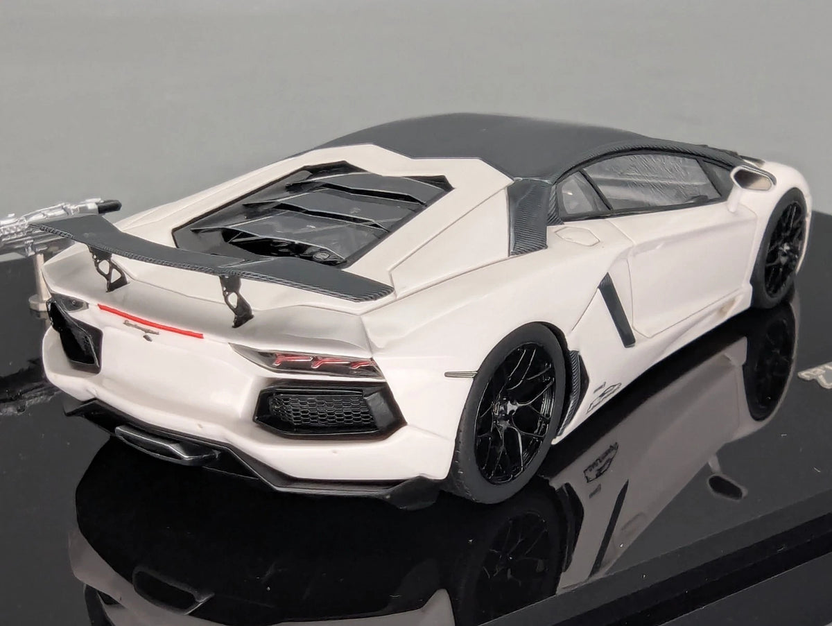 Eidolon Make Up 1:43 Lamborghini Aventador LP760-2 Engine Set Oakley Weiß OVP