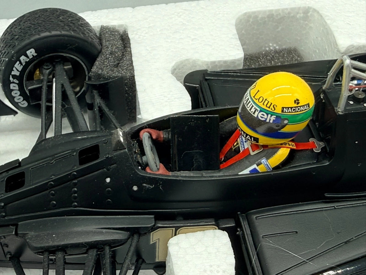 Modellautos 1:18 Premium X Lotus 97T mit OVP