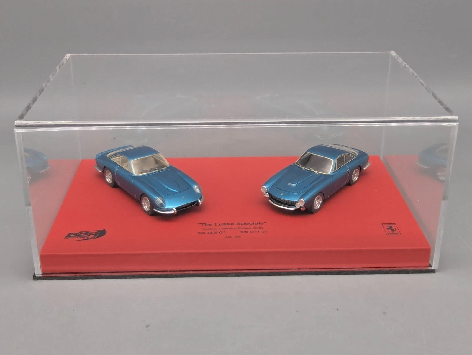 Modellautos 1:43 BBR  Ferrari 250 GT Lusso  S/N 4335 GT Set 2-tlg. 1/5 OVP