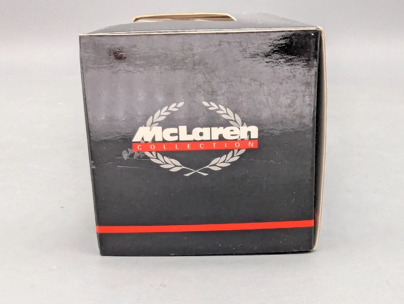 Modellautos 1:43 Minichamps McLaren M8B Can Am Series 1969 Champion #4 mit OVP