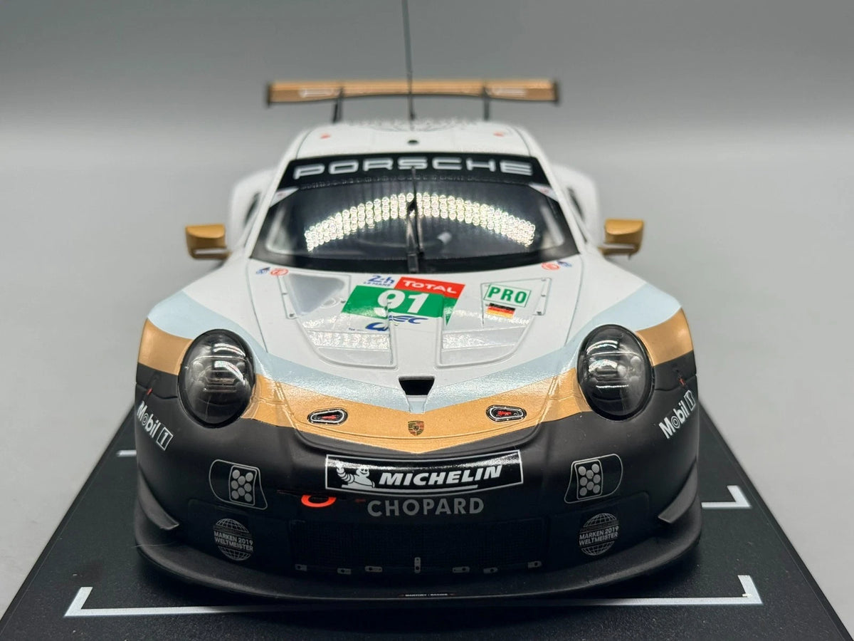 Modellautos 1:18 Ixo Porsche 911 RSR Le Mans 24h 2019 #91 mit OVP