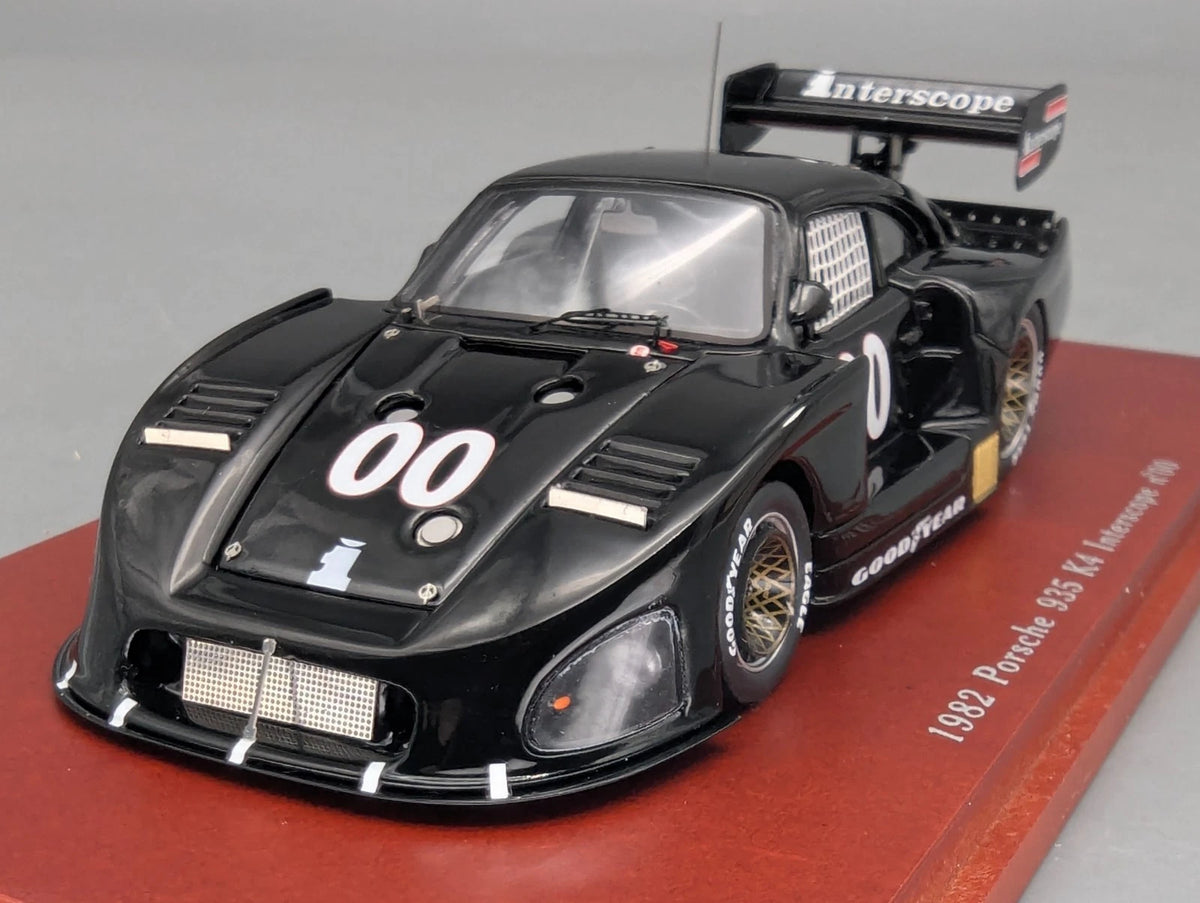 Modellautos 1:43 TrueScale TSM 1982 Porsche 935 K4 Interscope #00 mit OVP