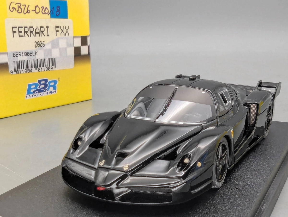 Modellautos 1:43 BBR Ferrari FXX  2006 Black mit Vitrine + OVP