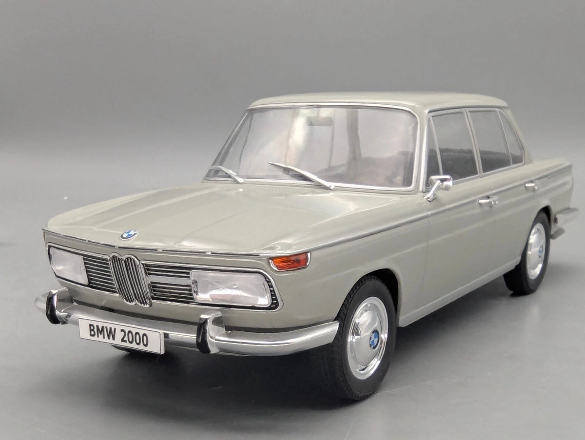 Modellautos 1:18 MCG Modelcar Group BMW 2000 Ti Grau mit OVP