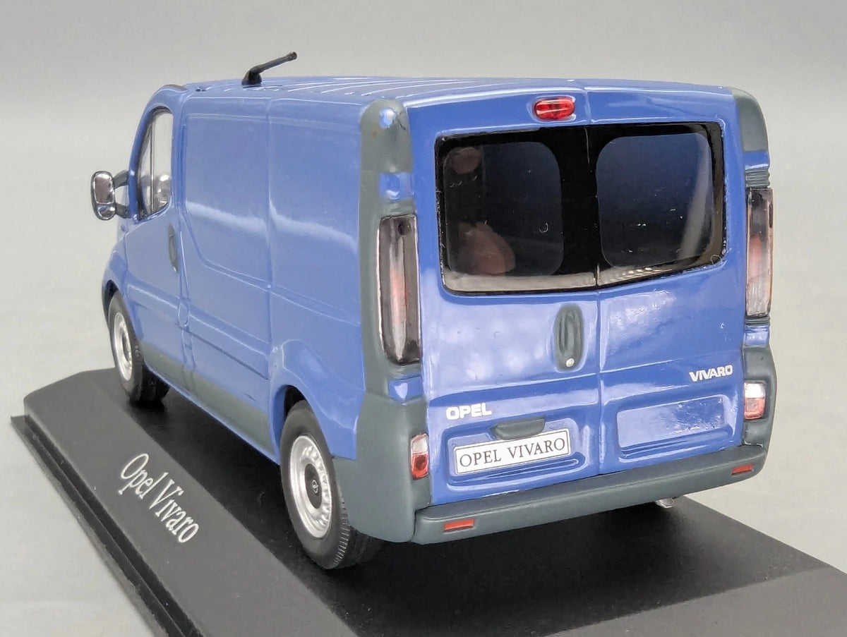 Modellautos 1:43 Minichamps Opel Vivaro Blau mit Dealer OVP