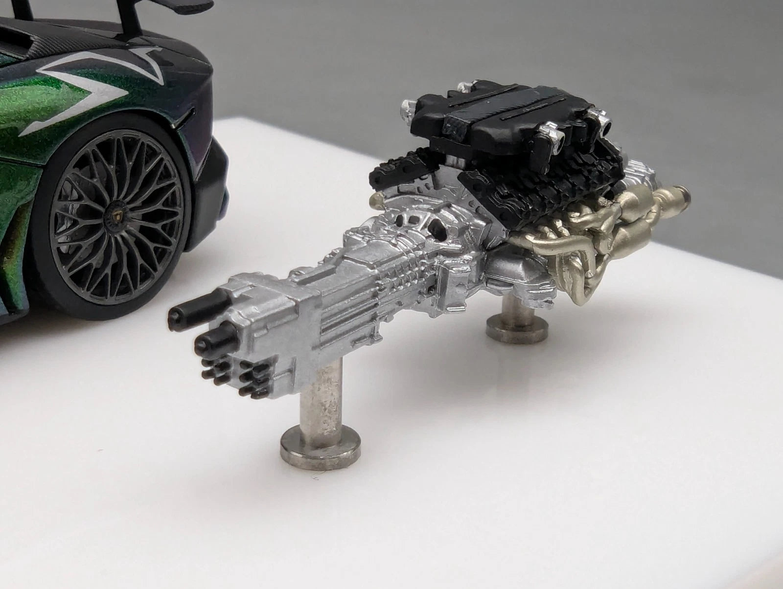 Eidolon Make Up 1:43 Lamborghini Aventador LP750-4 SV 2015 Engine Set 06/30 OVP