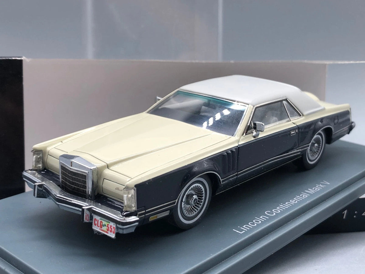 Modellautos 1:43 Neo Scale Models Lincoln Continental Mark V mit OVP