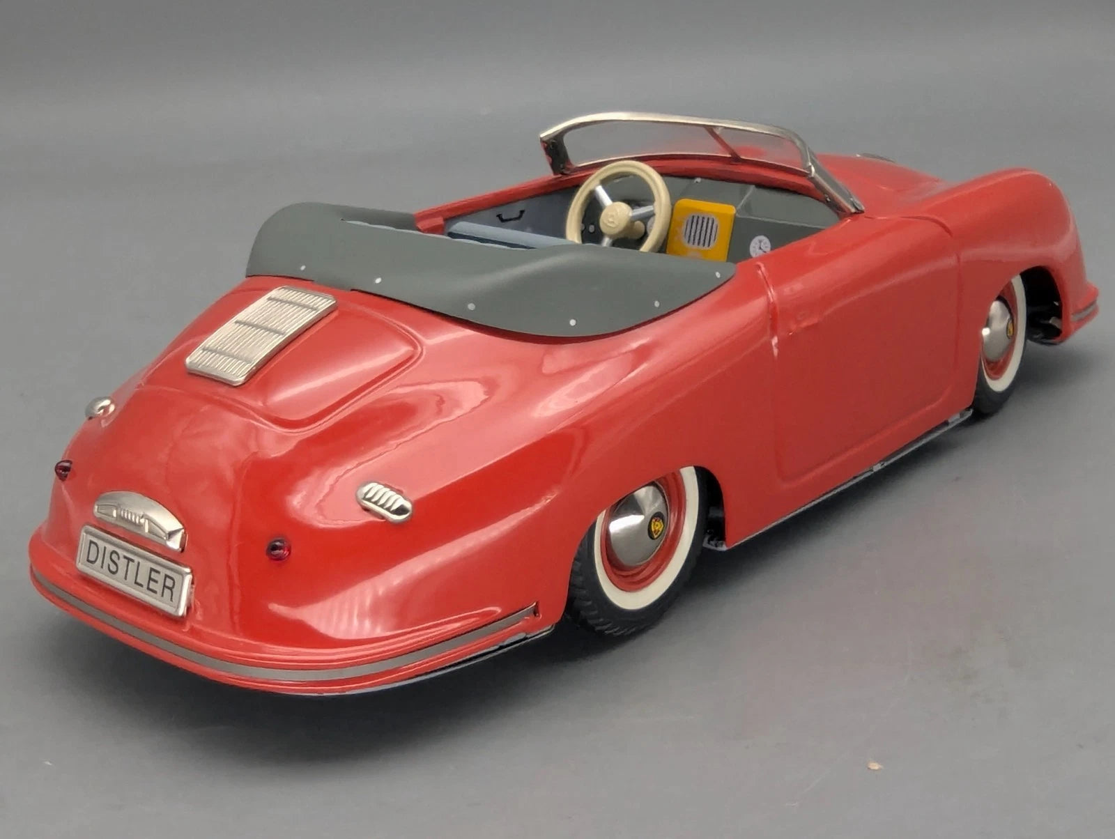 Modellautos 1:16 nicht 1:18 Schuco Distler Porsche 356 Elektromatic 7500 OVP