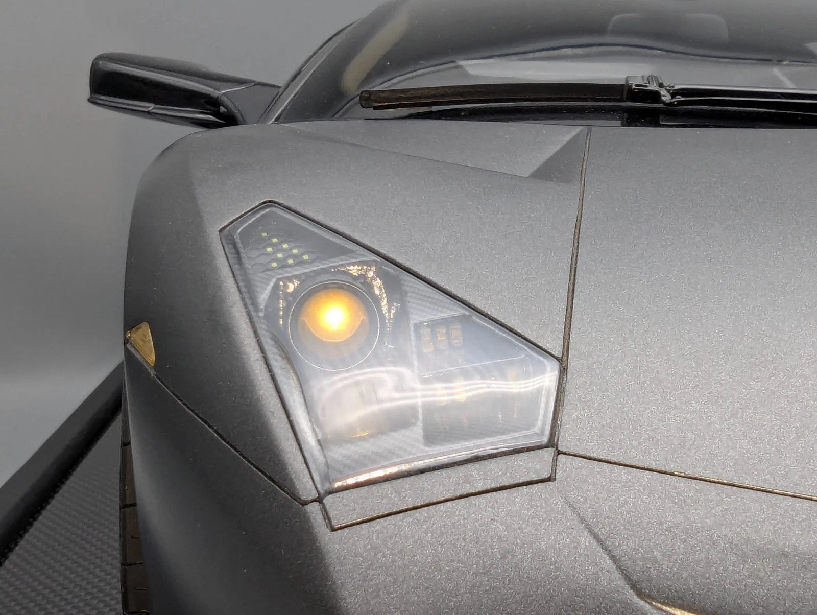 Modellautos 1:8 Amalgam Lamborghini Reventon 2007 Ltd 07/199 mit Vitrine und OVP